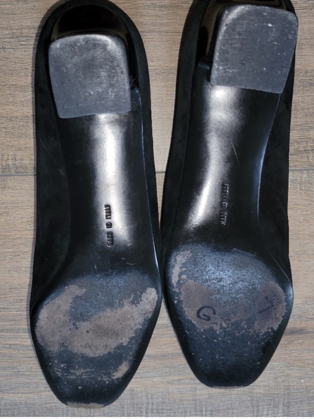 Salvatore Ferragamo Black Suede Women's Flats - Picture 9 of 11